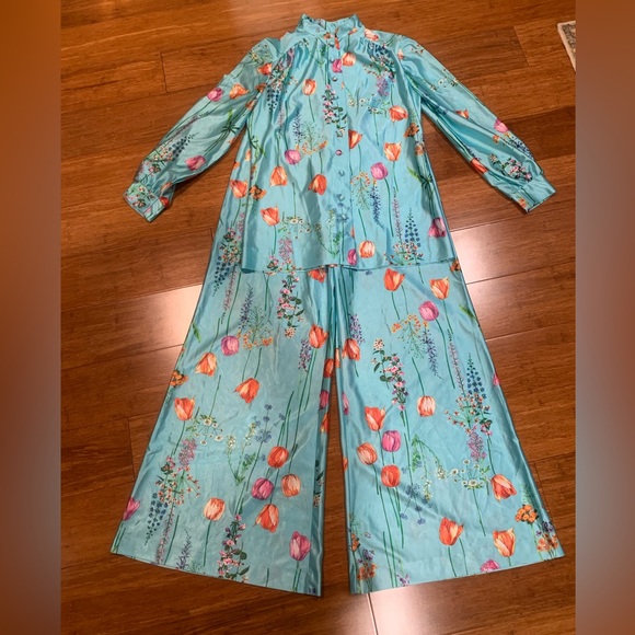 Leslie Fay Knit Pants - Vintage 70’s Leslie Fay Knits set w/mandarin collar and wide leg pants  volup